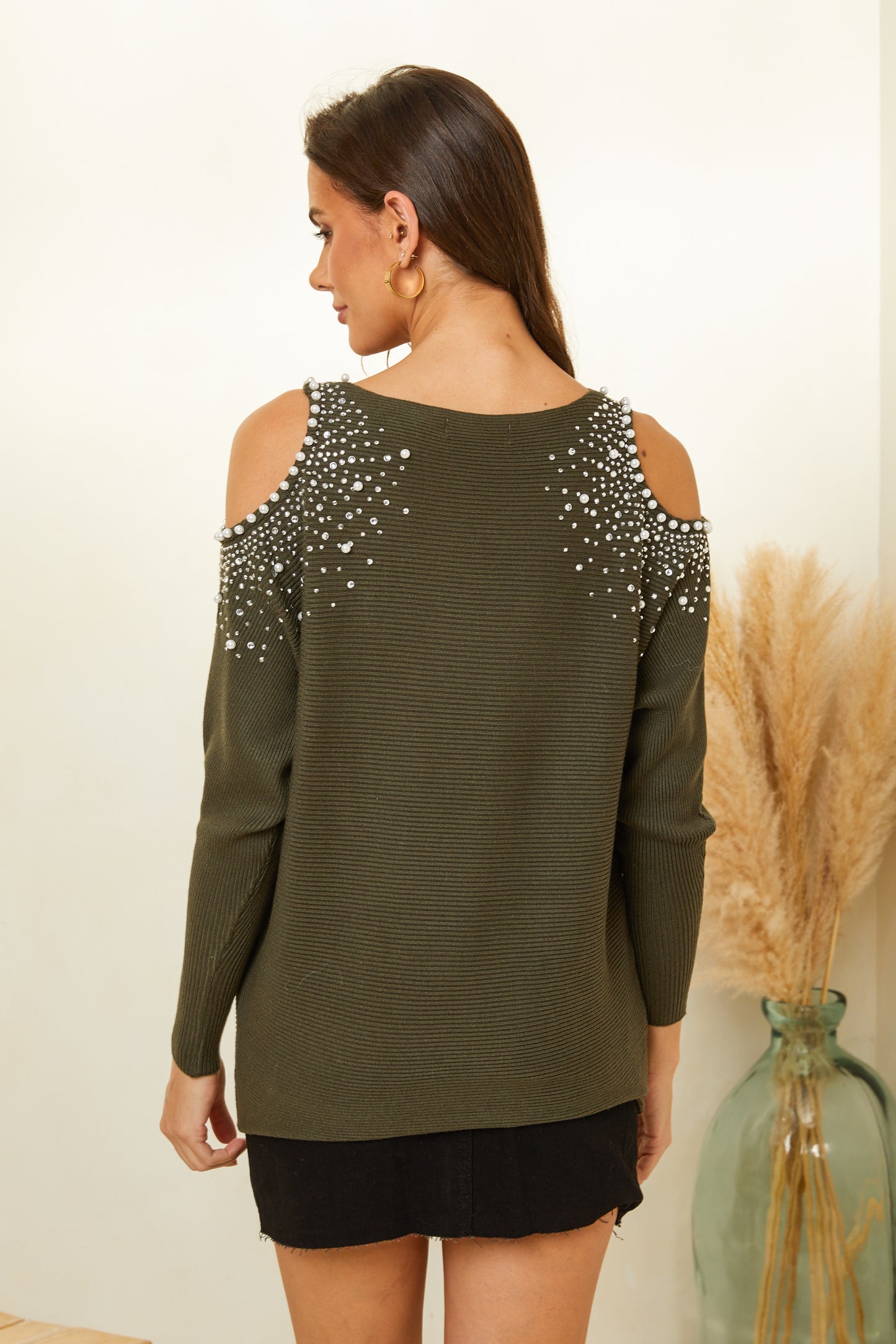 Pull col rond avec détails strass et perles